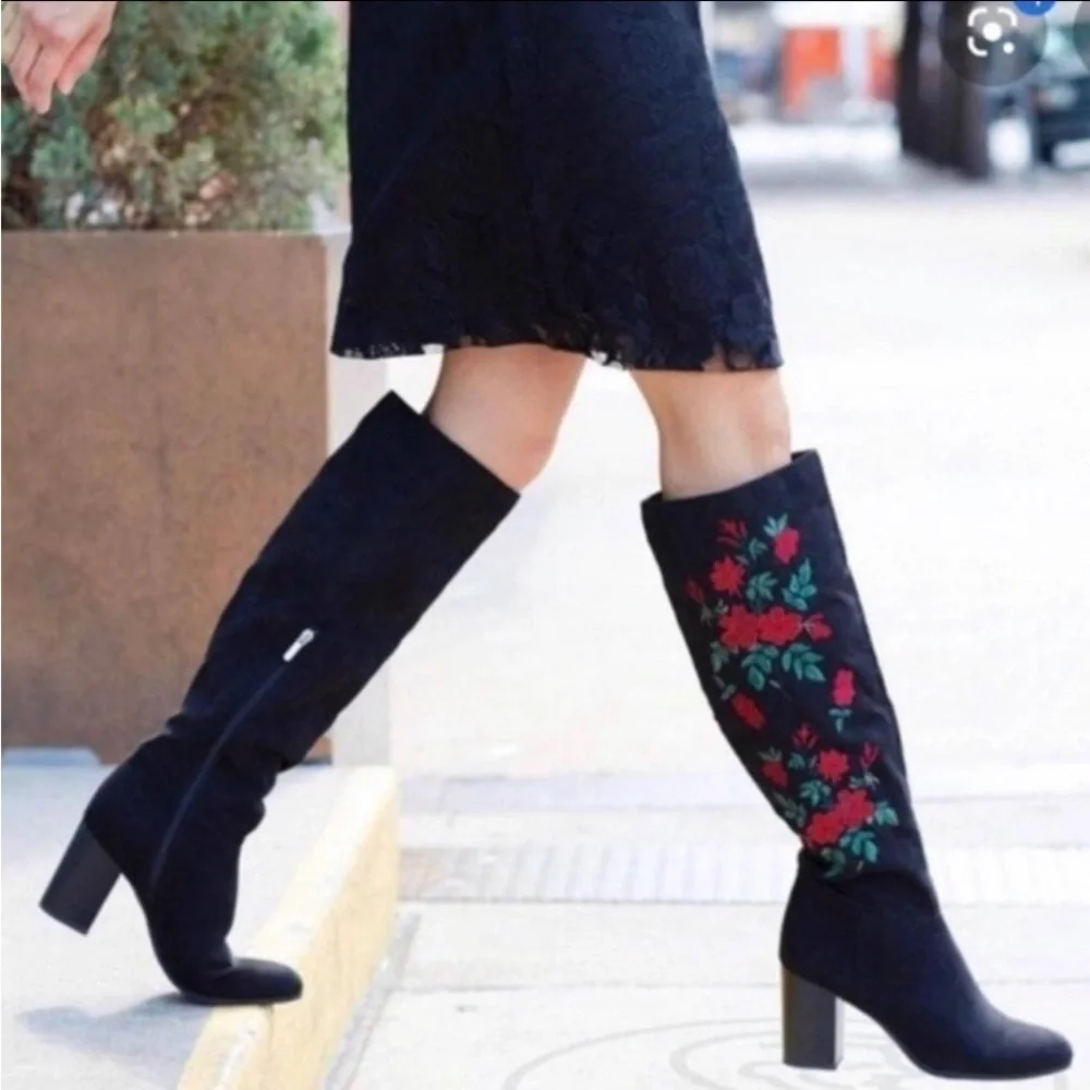 Libby Edelman Thigh High Boots Black w/ Red Floral Embroidery Design Size 8.5